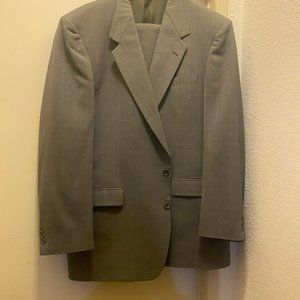 Nino Cerruti, size 42, light gray suit